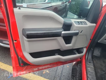 2015 Ford F-150 XLT Extended Cab Medium Bed w/Rear Doors - miniatura 9