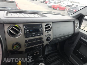2015 Ford F-750 - miniatura 11