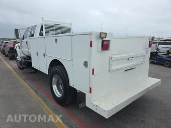 2015 Ford F-750 - miniatura 6