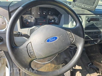 2015 Ford F650 SUPER DUTY Crew Cab - miniatura 10