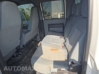2015 Ford F650 SUPER DUTY Crew Cab - miniatura 13