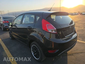 2015 Ford Fiesta S Hatchback – miniatura 6