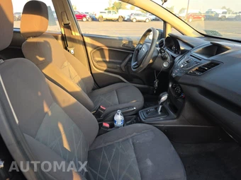 2015 Ford Fiesta S Hatchback – miniatura 8