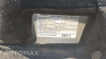 2015 Ford Fiesta S Sedan – miniatura 17