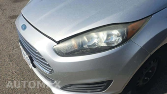 2015 Ford Fiesta S Sedan – miniatura 41