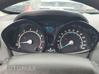 2015 Ford Fiesta S Sedan – miniatura 12