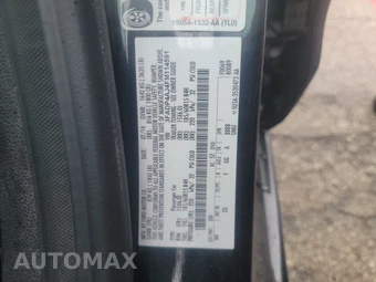 2015 Ford Fiesta S Sedan – miniatura 15