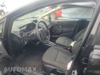 2015 Ford Fiesta S Sedan – miniatura 7