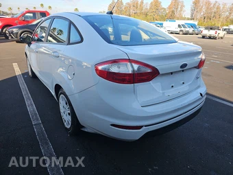 2015 Ford Fiesta S Sedan – miniatura 6
