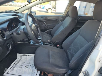 2015 Ford Fiesta S Sedan – miniatura 7