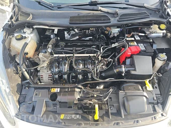 2015 Ford Fiesta S Sedan - miniatura 15