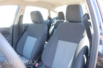2015 Ford Fiesta S Sedan - miniatura 12