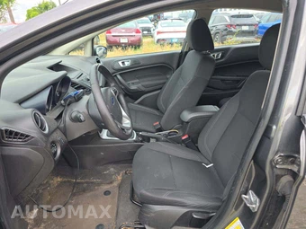 2015 Ford Fiesta SE Hatchback – miniatura 3