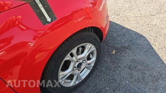 2015 Ford Fiesta SE Hatchback – miniatura 26