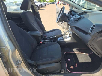 2015 Ford Fiesta SE Sedan - miniatura 18