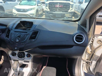2015 Ford Fiesta SE Sedan - miniatura 19