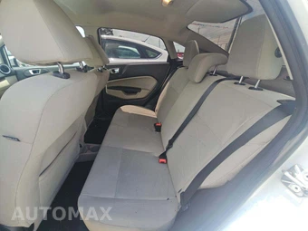 2015 Ford Fiesta SE Sedan – miniatura 13