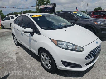 2015 Ford Fiesta SE Sedan – miniatura 2