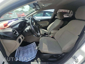 2015 Ford Fiesta SE Sedan – miniatura 6