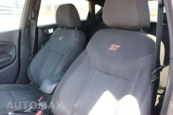 2015 Ford Fiesta ST Hatchback - miniatura 13