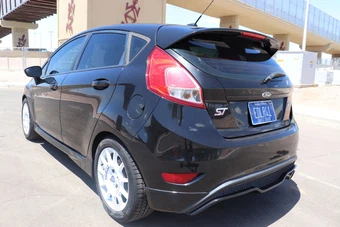 2015 Ford Fiesta ST Hatchback - miniatura 5