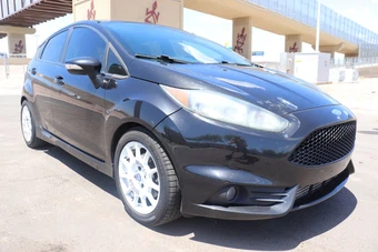2015 Ford Fiesta ST Hatchback - miniatura 6