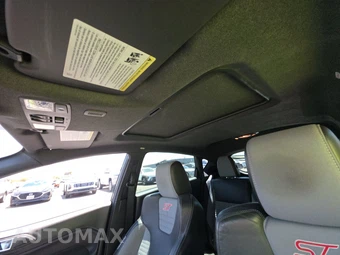 2015 Ford Fiesta ST Hatchback – miniatura 14