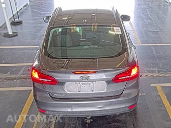 2015 Ford Focus S Sedan – miniatura 5