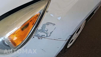2015 Ford Focus S Sedan – miniatura 26