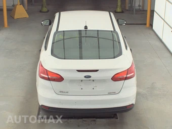 2015 Ford Focus S Sedan – miniatura 5