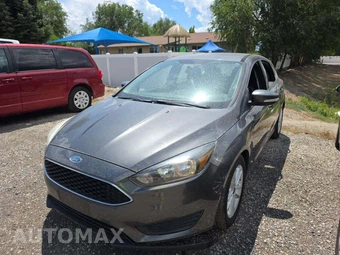 2015 Ford Focus SE Hatchback