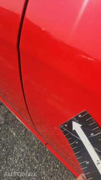 2015 Ford Focus SE Hatchback - miniatura 39