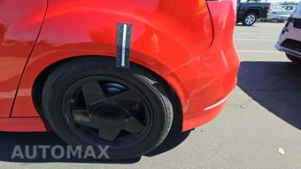 2015 Ford Focus SE Hatchback – miniatura 26