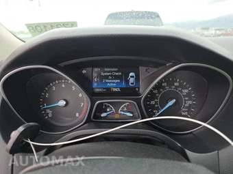 2015 Ford Focus SE Hatchback – miniatura 12