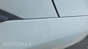 2015 Ford Focus SE Hatchback – miniatura 26