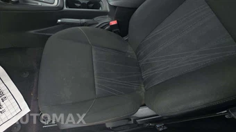 2015 Ford Focus SE Hatchback – miniatura 27