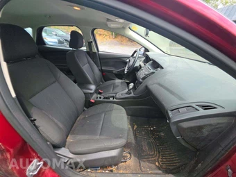 2015 Ford Focus SE Hatchback – miniatura 18