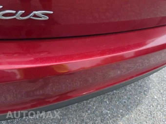 2015 Ford Focus SE Hatchback – miniatura 33