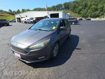 2015 Ford Focus SE Hatchback
