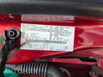 2015 Ford Focus SE Hatchback – miniatura 10