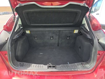 2015 Ford Focus SE Hatchback – miniatura 11