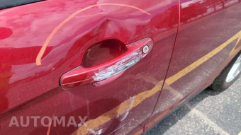 2015 Ford Focus SE Hatchback – miniatura 29