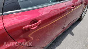 2015 Ford Focus SE Hatchback – miniatura 35