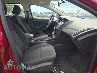 2015 Ford Focus SE Hatchback – miniatura 43