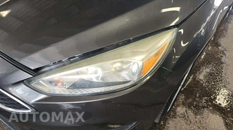 2015 Ford Focus SE Sedan – miniatura 27