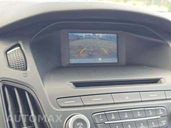2015 Ford Focus SE Sedan – miniatura 34