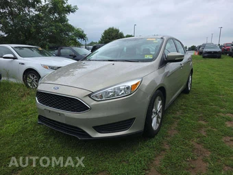 2015 Ford Focus SE Sedan