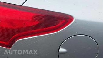 2015 Ford Focus SE Sedan – miniatura 21