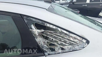 2015 Ford Focus SE Sedan – miniatura 7