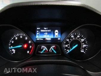 2015 Ford Focus SE Sedan – miniatura 12